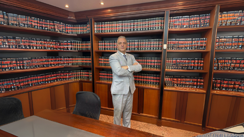 A reforma tributária propõe redistribuir a carga entre consumo e renda, tema aprofundado por Leonardo Manzan.