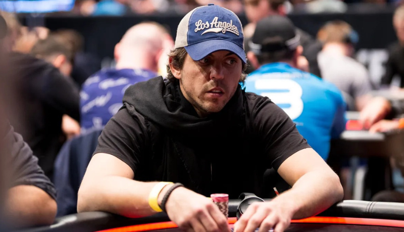 Mãos marginais: Thiago revela o segredo para elevar seu nível no Poker.
