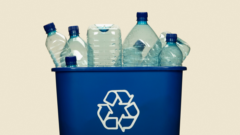 A reciclagem do plástico, segundo Elias Assum Sabbag Junior, é um caminho eficaz para reduzir impactos e promover um futuro mais sustentável.