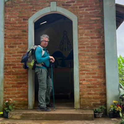 Eloizio Gomes Afonso Duraes mostra como a solidariedade pode ser um motor de transformação social, revelando que pequenas ações geram grandes mudanças.