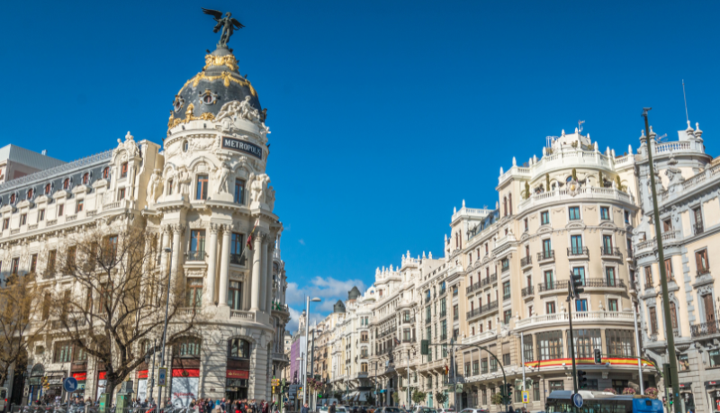 Alex Nabuco dos Santos explica como o retrofit une valorização imobiliária e sustentabilidade em áreas urbanas consolidadas.