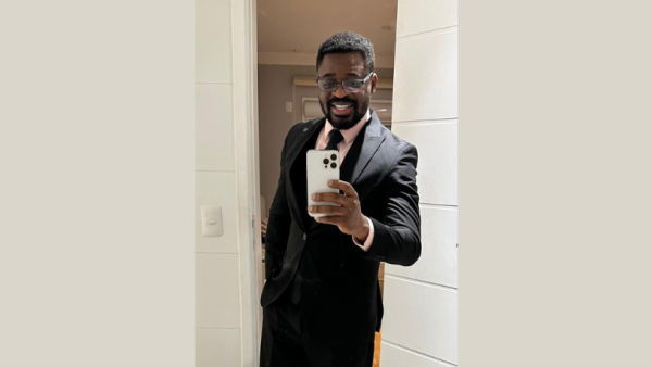 Oluwatosin Tolulope Ajidahun mostra como o fluxo sanguíneo uterino influencia diretamente a receptividade endometrial.