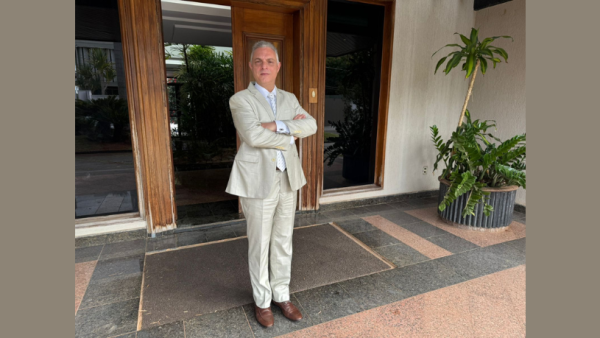 Leonardo Manzan analisa como o IVA brasileiro impacta cadeias globais de valor e políticas de preços de transferência.