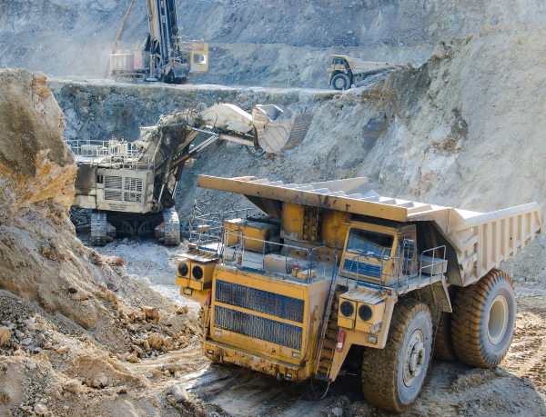 Liderroll entra na mineração e anuncia exploração de minério de ferro no Peru, ressalta Paulo Roberto Gomes Fernandes ao apontar a expansão estratégica da empresa.