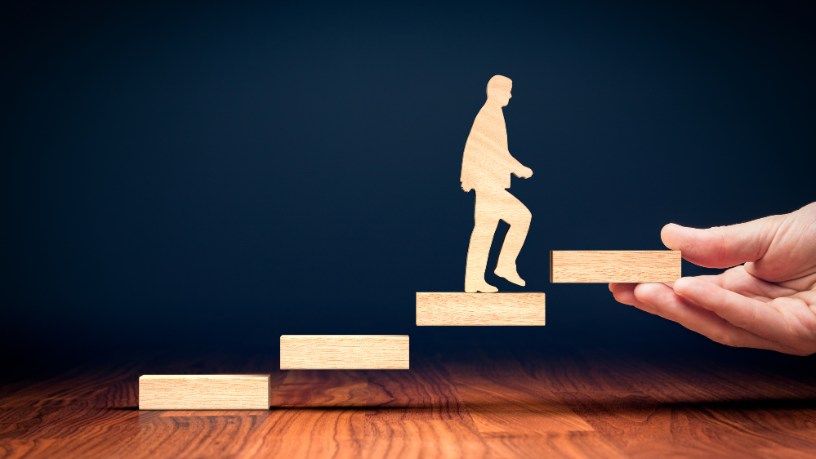 Avaliação, desempenho e desenvolvimento humano: Sérgio Bento De Araújo analisa onde estão os limites entre cobrar resultados e respeitar o potencial das pessoas.